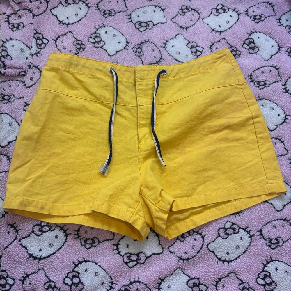 Tommy Hilfiger yellow shorts